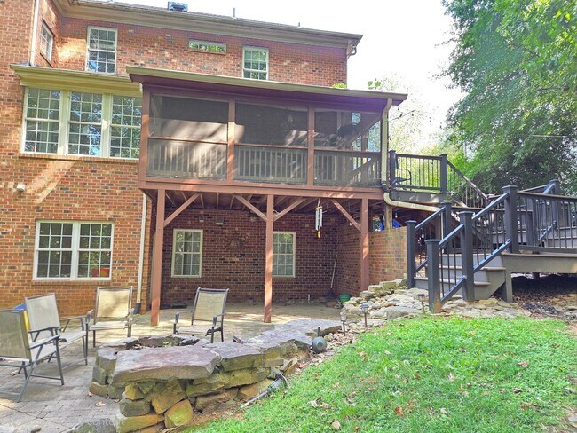 Building Photo - 15815 Waldrop Hill Ct