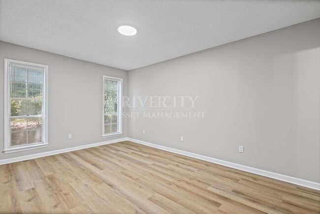 Building Photo - 895 Brownlee Rd