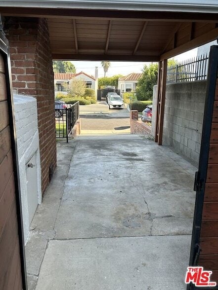 Building Photo - 3161 Vera Ave