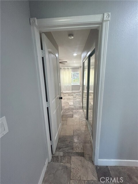 Building Photo - 808 Orchard Dr