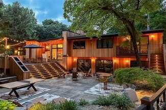 Building Photo - 14 Tall Tree Ct
