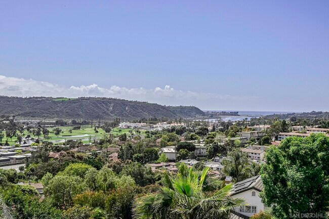 Building Photo - 7335 El Fuerte St