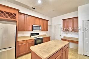 Building Photo - 13332 Meadow Bay Loop