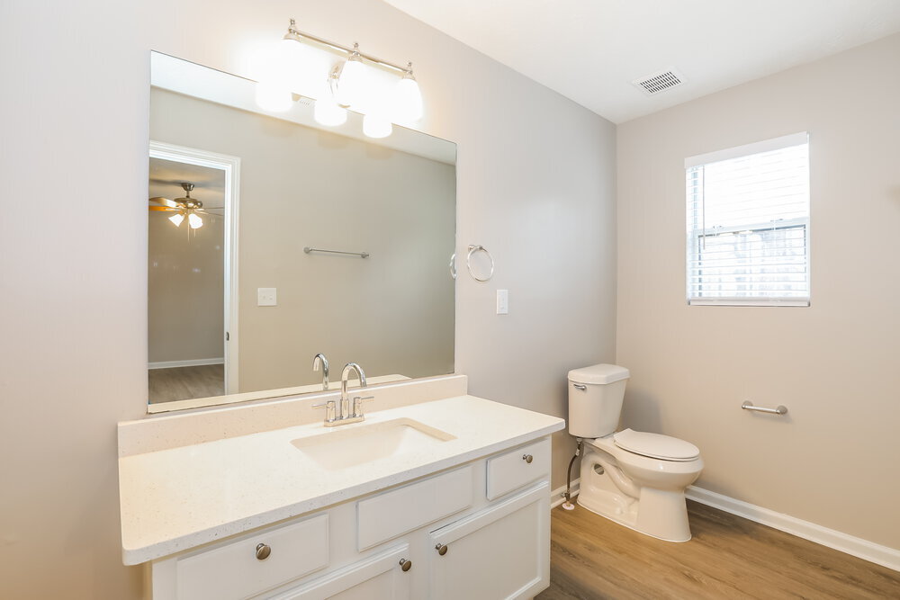 Building Photo - 5656 Wellborn Oaks Ct