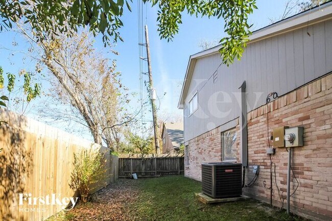 Building Photo - 4831 Tealgate Dr