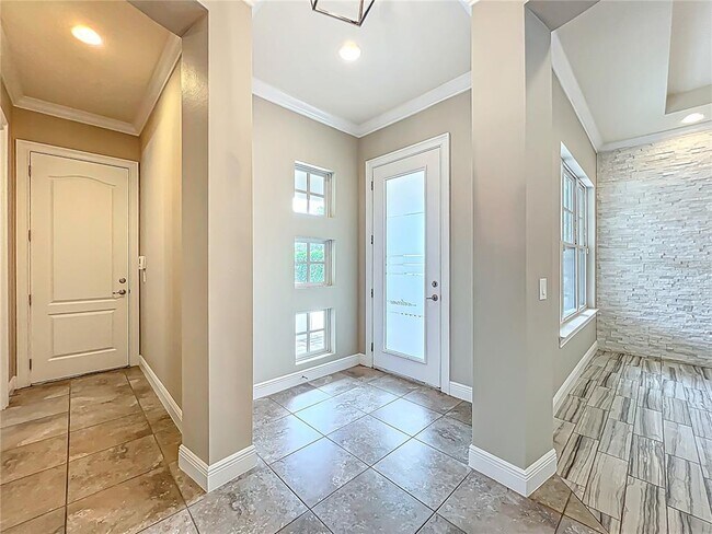 Building Photo - 9421 Dugard Ct