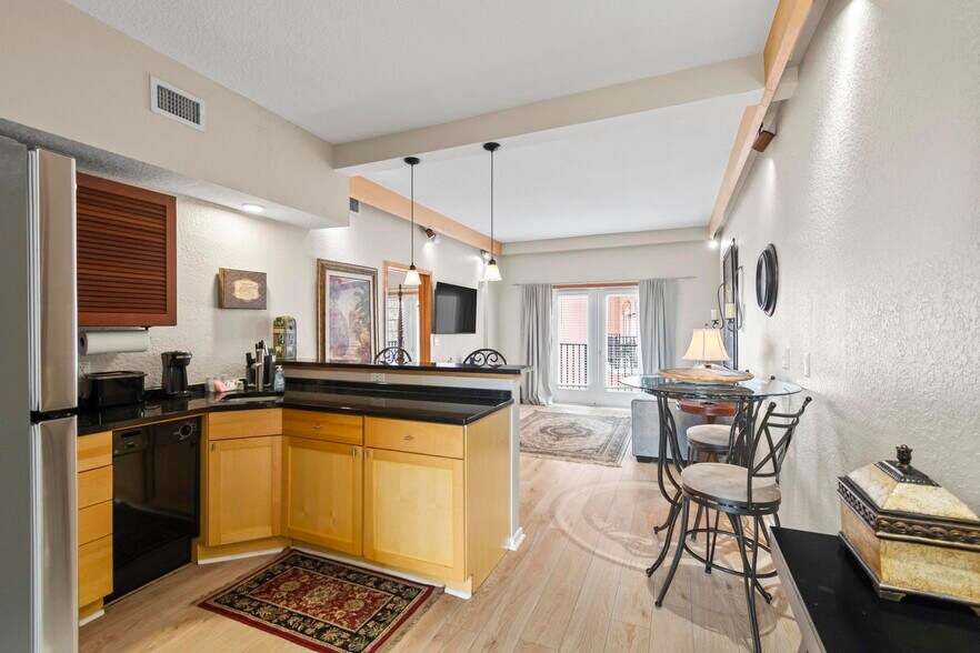 Building Photo - 101 Palm Harbor Pky