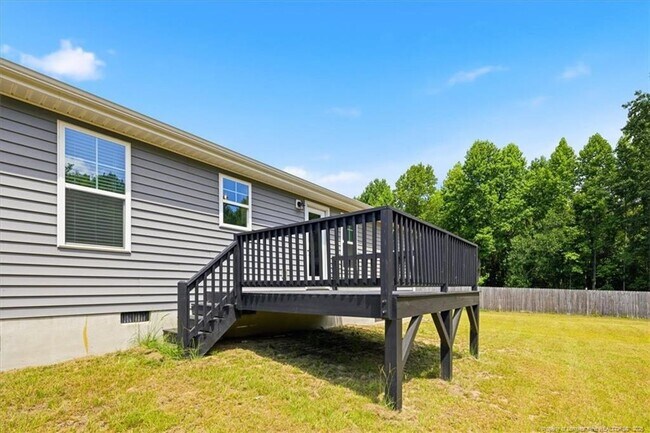 Building Photo - 170 Starlight Dr