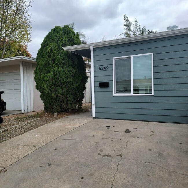 Building Photo - 6249-6253 Mary Lane Drive