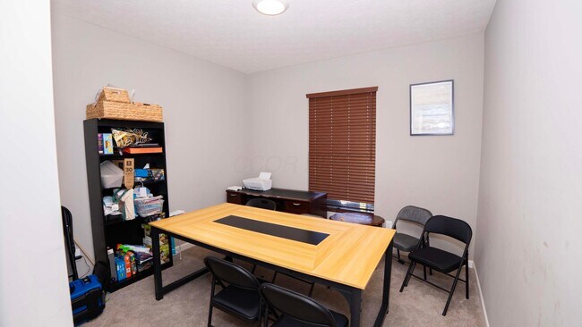 Building Photo - 7320 Blackwell Dr