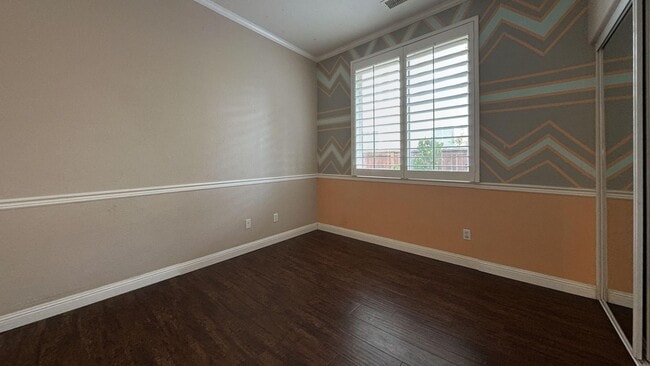 Building Photo - 1515 Shooting Star Dr