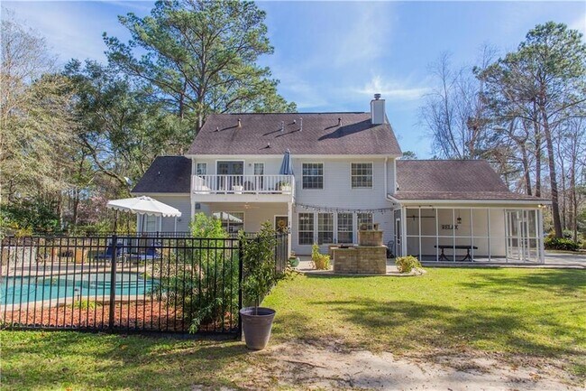 Building Photo - 118 Fox Run Dr