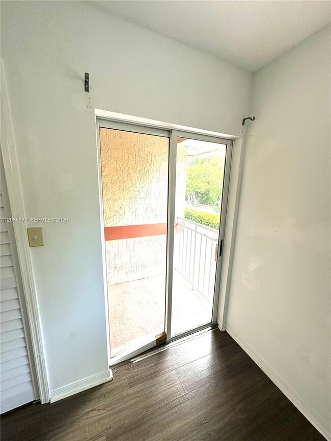 Building Photo - 920 NW 78th Ave