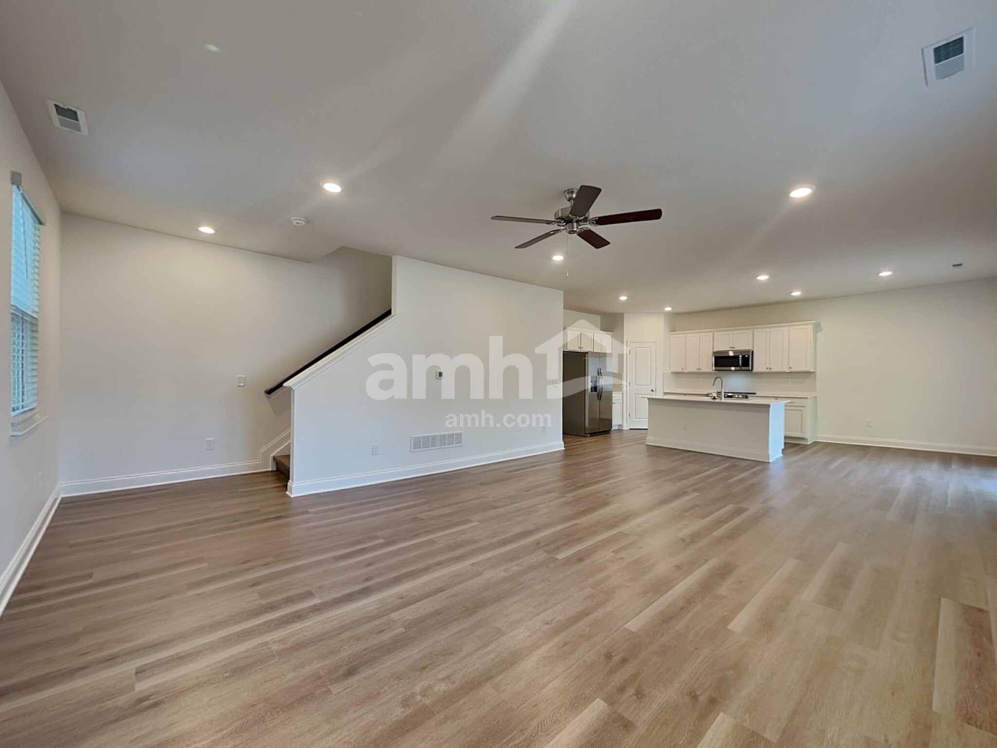 Building Photo - 319 Pne Hl Ct