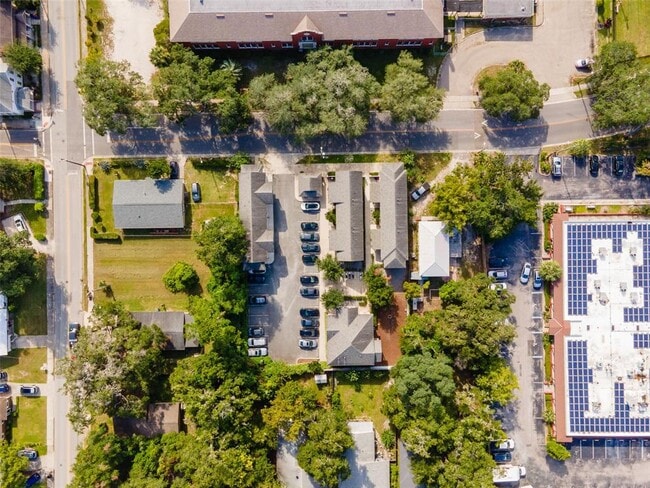 Building Photo - 717 NW 10th St