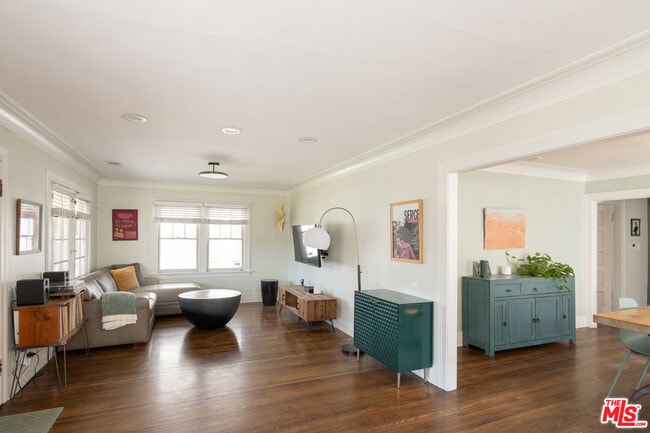 Building Photo - 5742 6th Ave