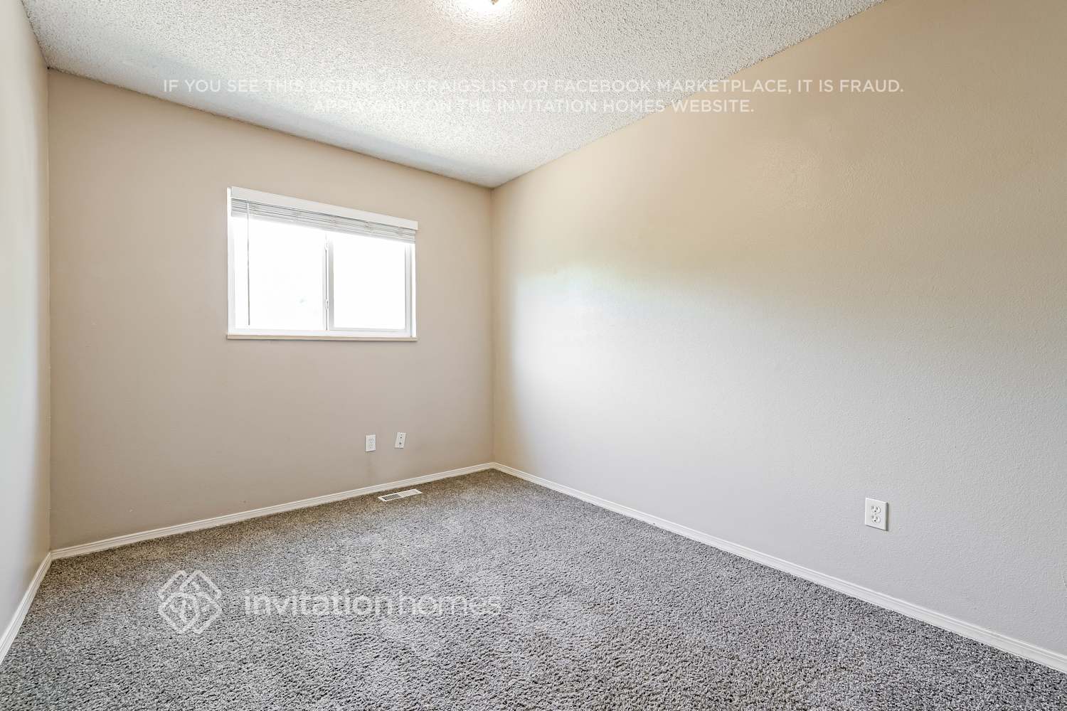 Building Photo - 20355 E Buchanan Dr