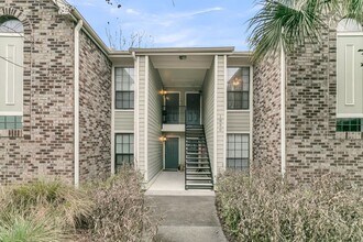 Building Photo - Charming 2BR/2BA Condo with Water Views in Sought-After Montclair – Mount Pleasant, SC