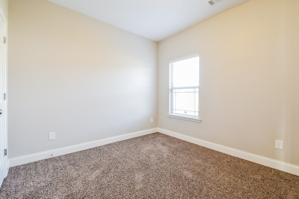 Building Photo - 547 Joneus Dr