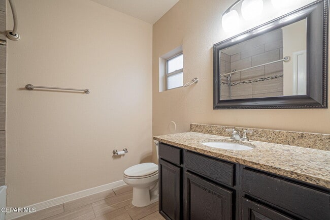 Building Photo - 7321 Mission Viejo Dr