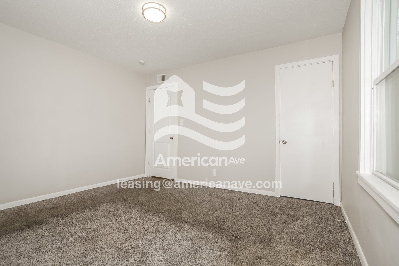 Building Photo - 701 19th Ave