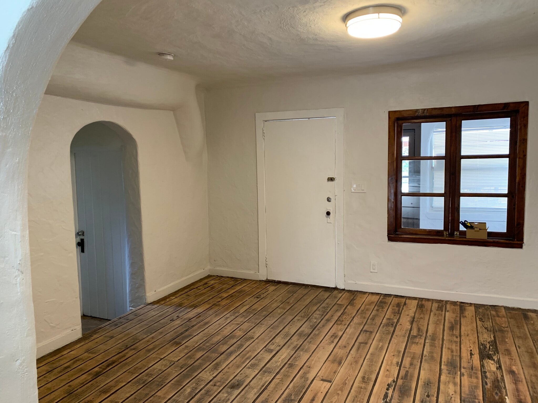 Building Photo - 12720 NE 11th Ct