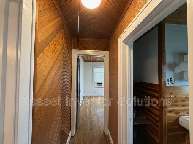 Building Photo - 4132 Eaton St