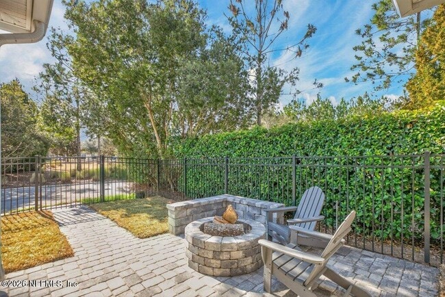 Building Photo - 120 Burlcrest Ct