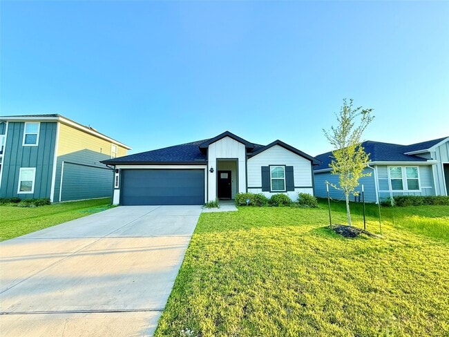 Building Photo - 31611 Farlam Farms Trl