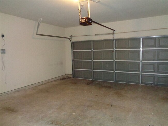 Building Photo - 2207 Steep Pine Tr