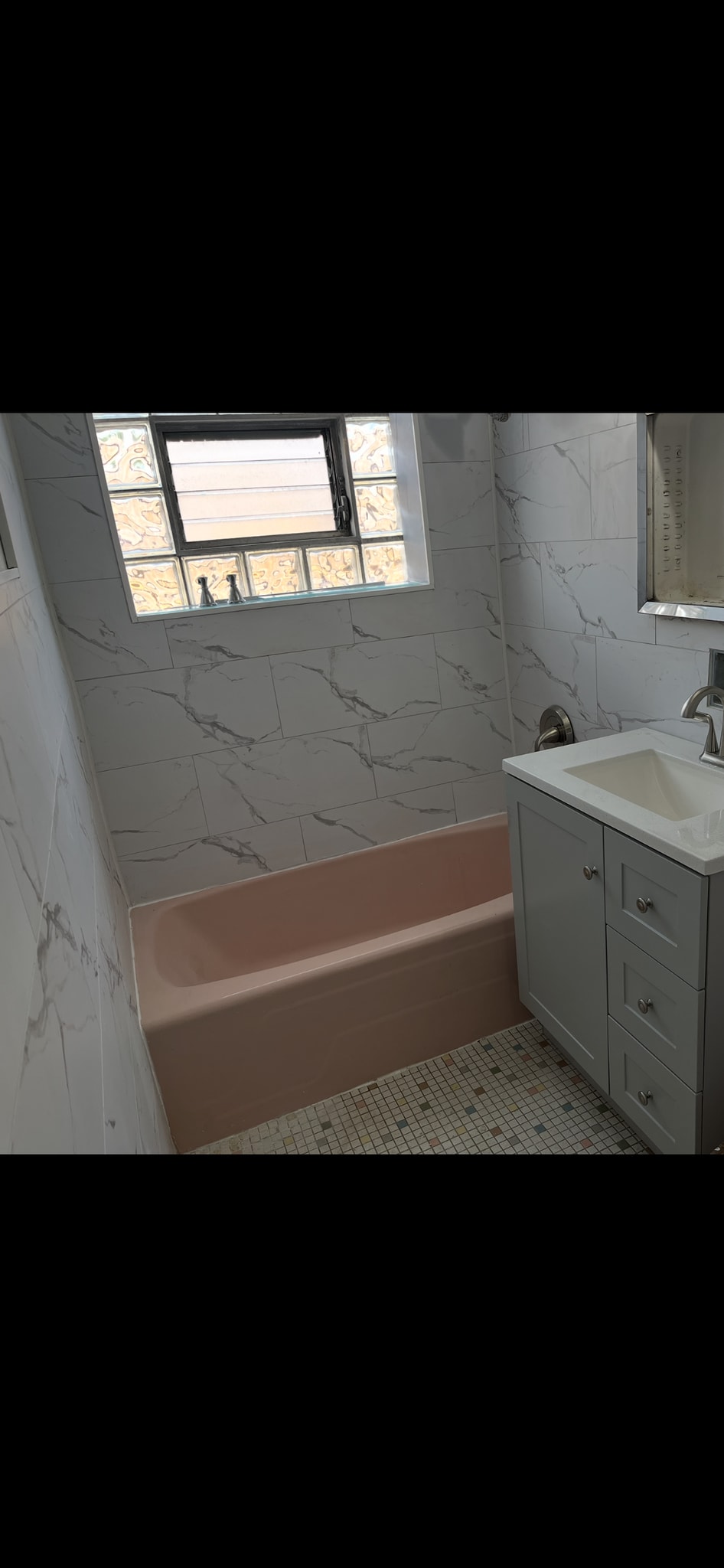 Building Photo - 3601 W 79th St