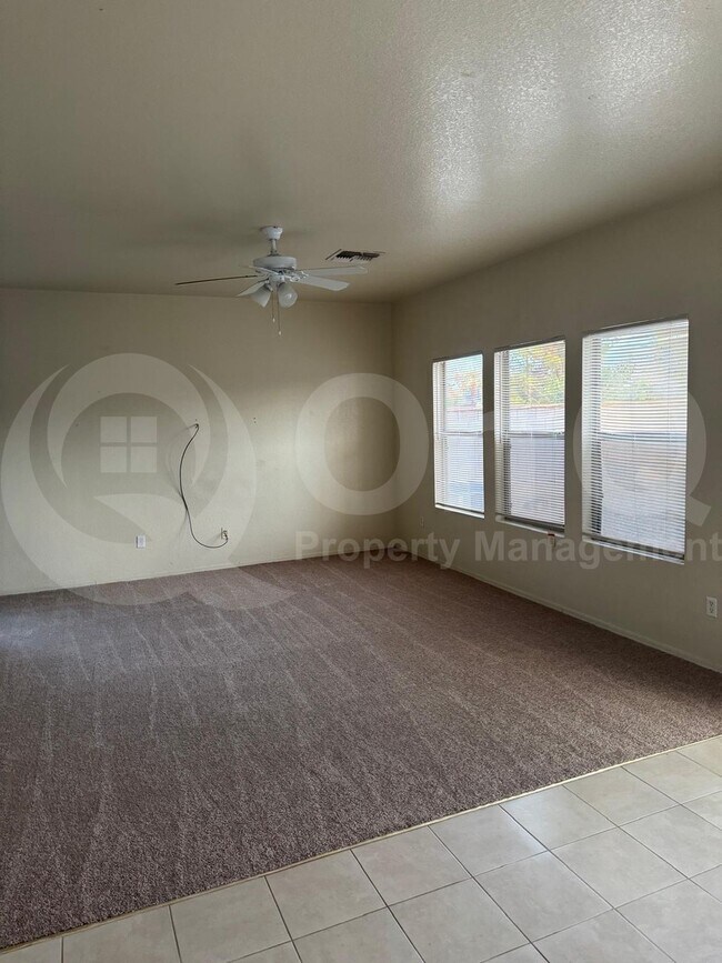 Building Photo - 2499 S Marble St