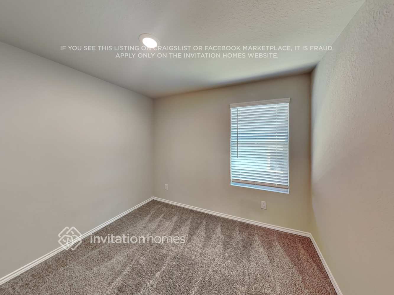 Building Photo - 144 Hollywood Dr