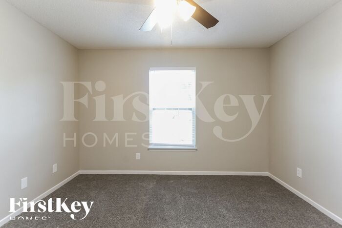 Building Photo - 12444 Croquet Way