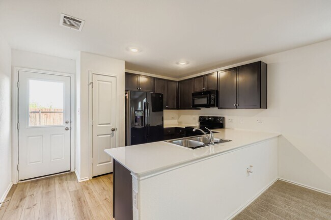 Building Photo - 133 Texas Angel Wy