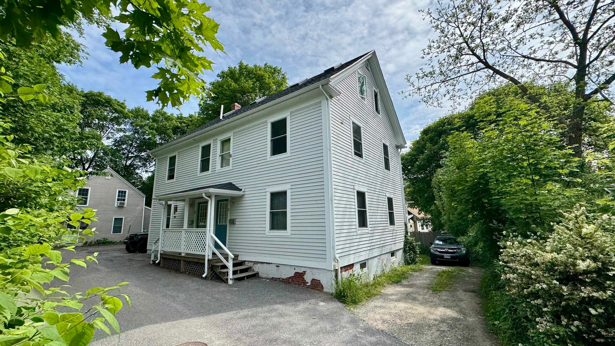 Building Photo - 9 Plum Ln