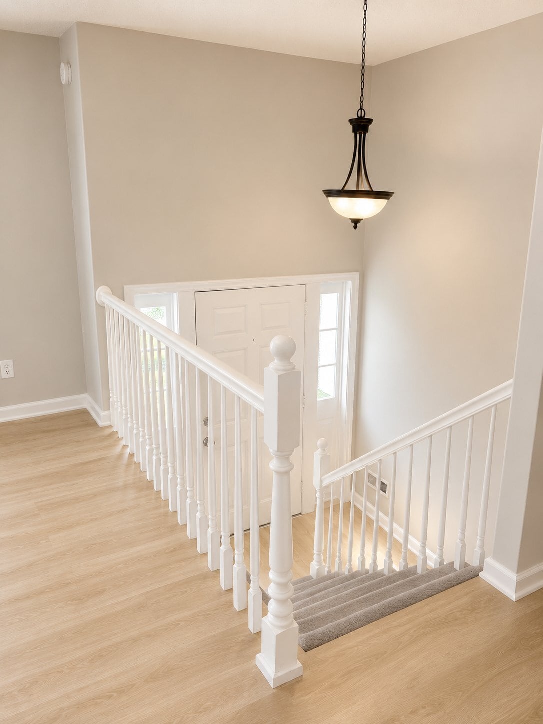 Building Photo - 1271 Village Cir