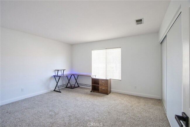 Building Photo - 23126 Teil Glen Rd