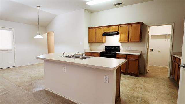 Building Photo - 3201 Kennedy Dr