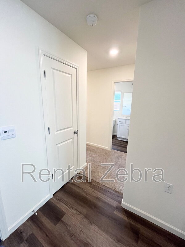 Building Photo - 4064 Cinnabar Ct
