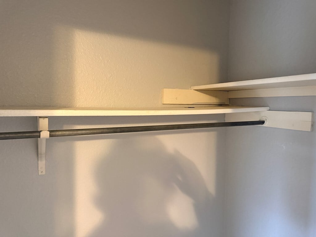 Building Photo - 2 Star Cir