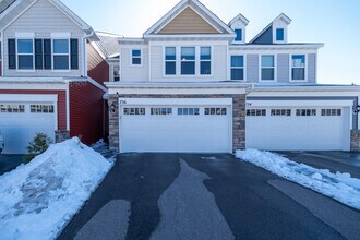 Building Photo - 756 Stonegate Rd