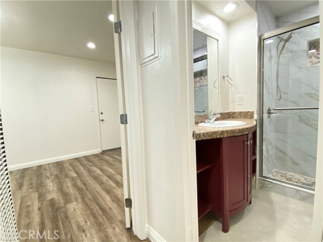 Building Photo - 414 E Rte 66