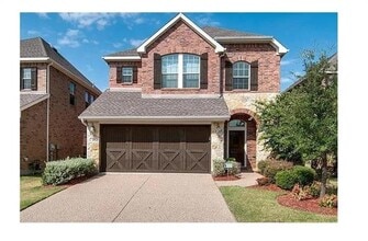 Building Photo - 300 Eastland Dr