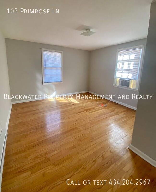 Building Photo - 103 Primrose Ln