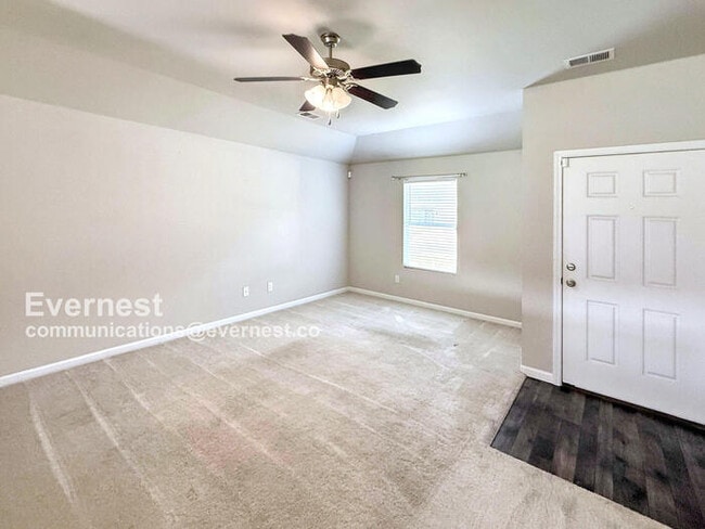 Building Photo - 192 Stonebriar Dr