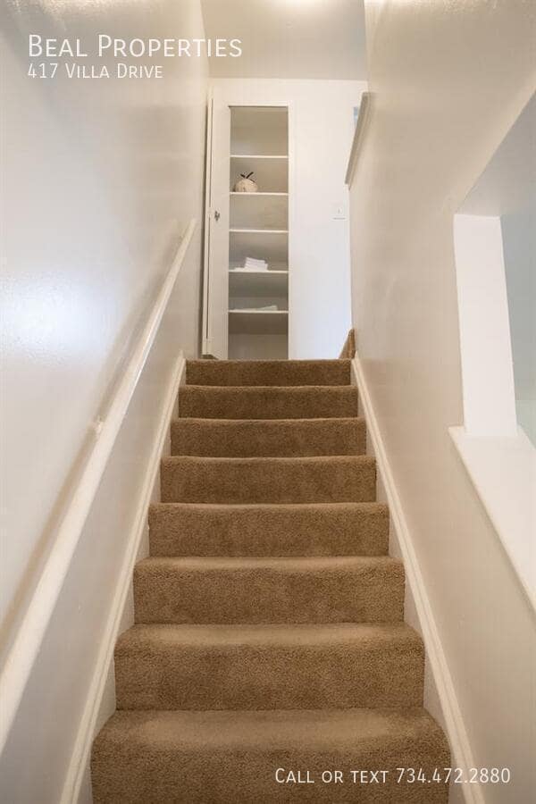 Building Photo - 417 Villa Dr