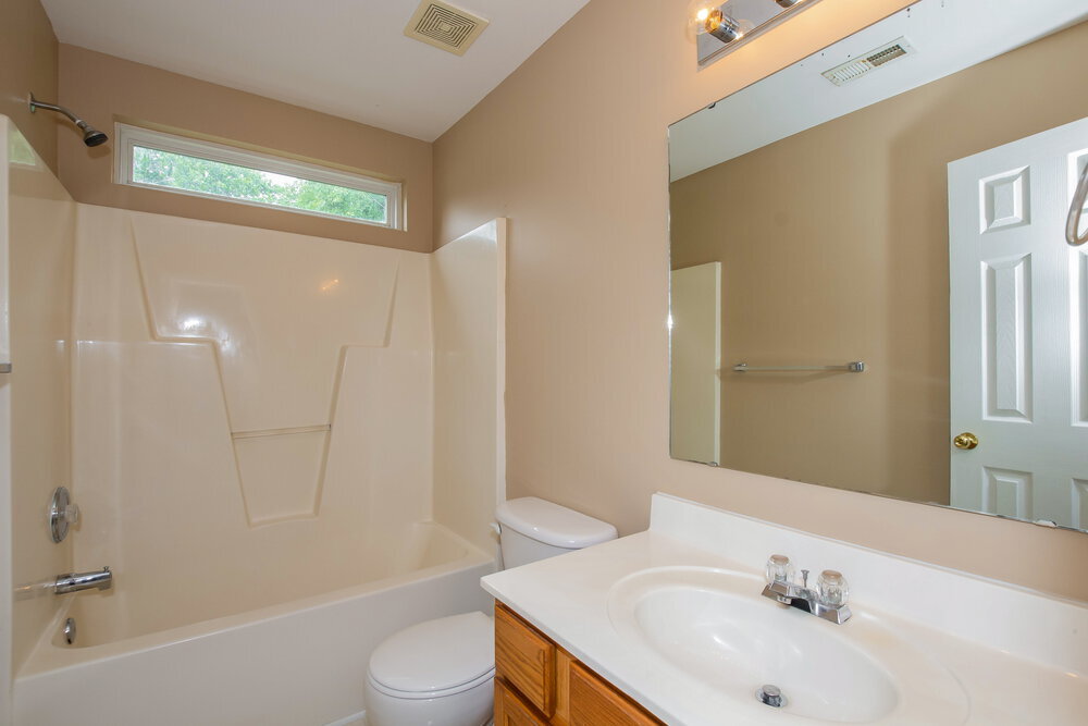 Building Photo - 12132 Old Willow Rd