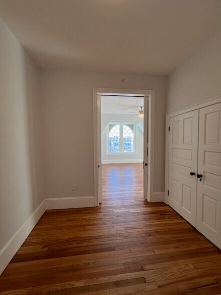 Entrance to Bedroom - 2029 Maryland Ave