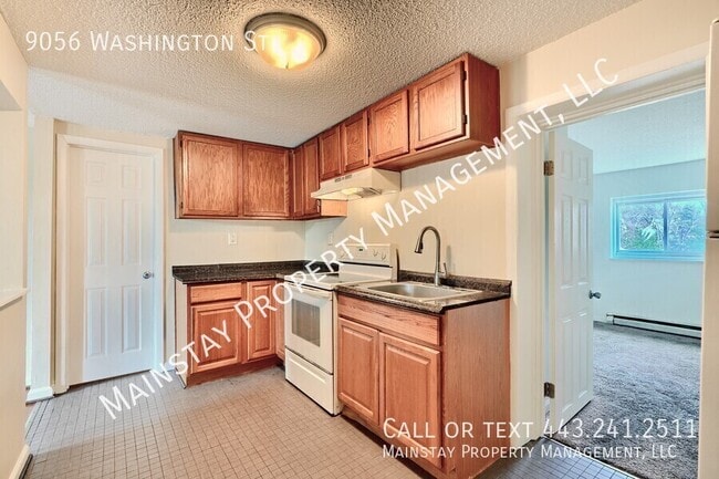 Building Photo - 9056 Washington St